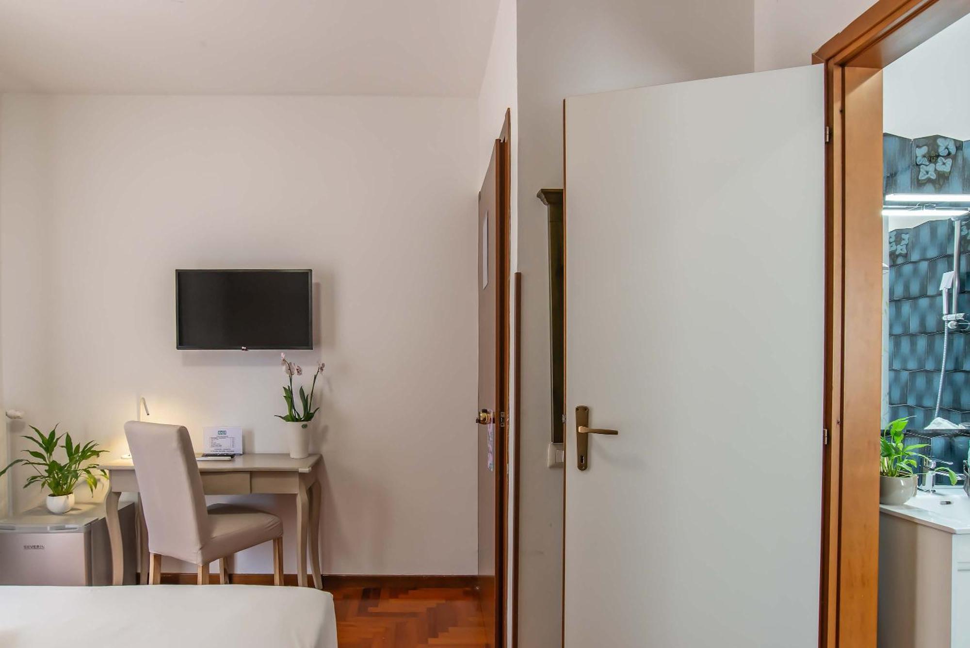 Plaza Rooms Ciampino Dış mekan fotoğraf