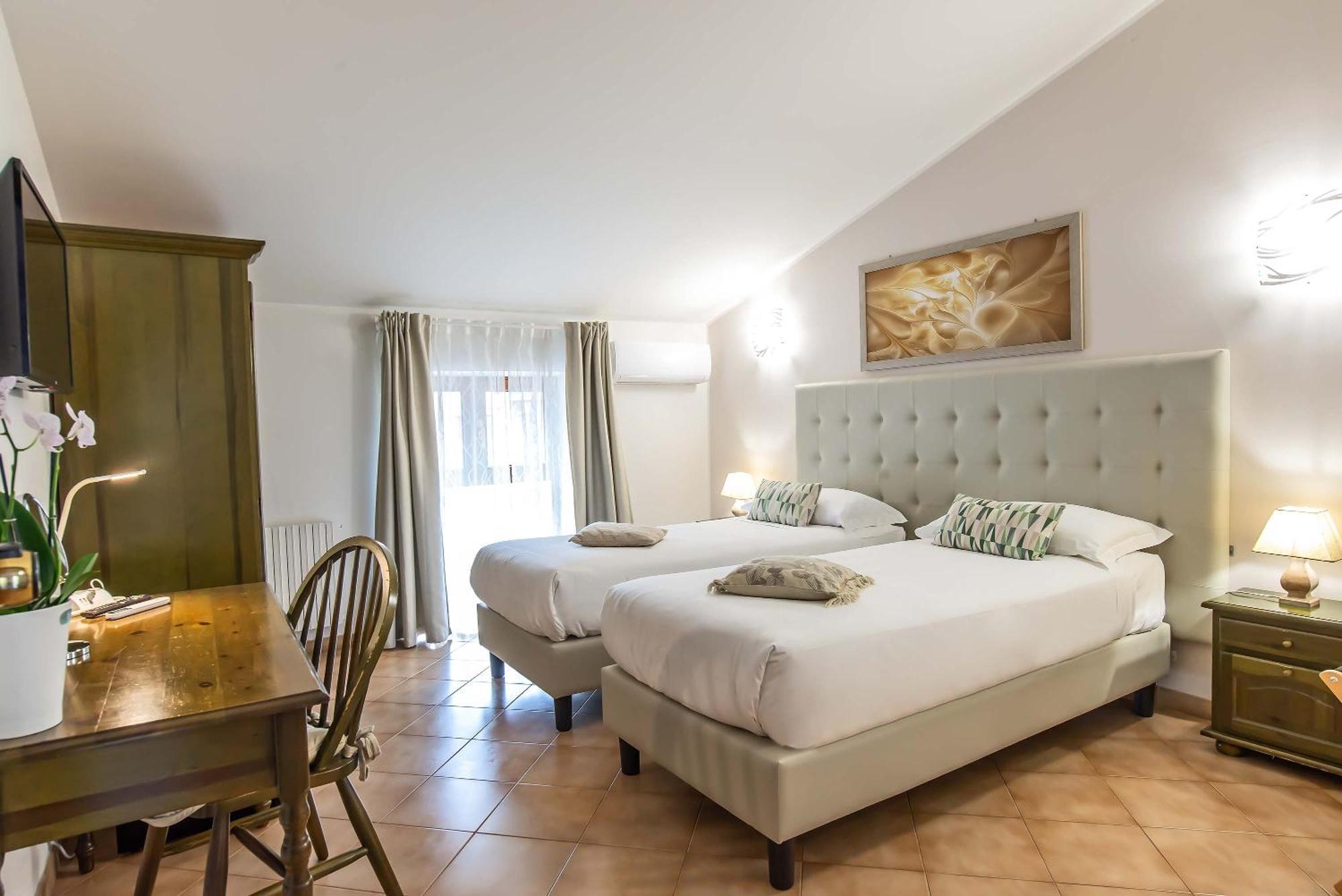 Plaza Rooms Ciampino Dış mekan fotoğraf